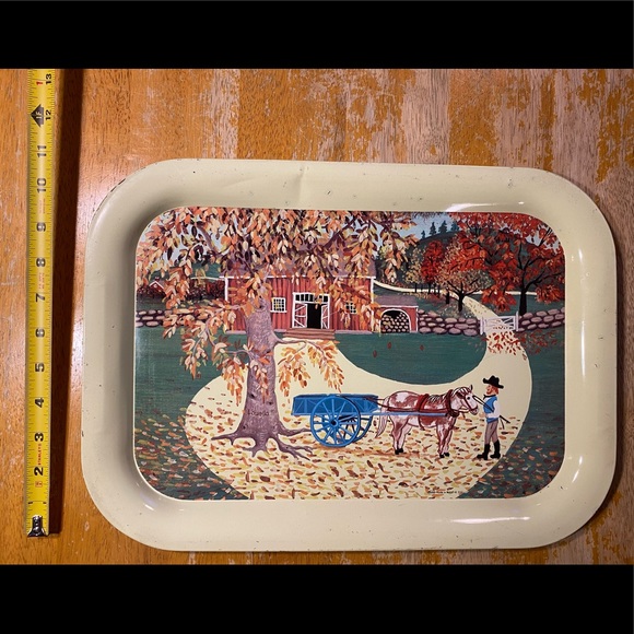 Meister Amish Theme Metal Tray from Brazil. Beautiful Vintage Art Piece for Home - Picture 14 of 15